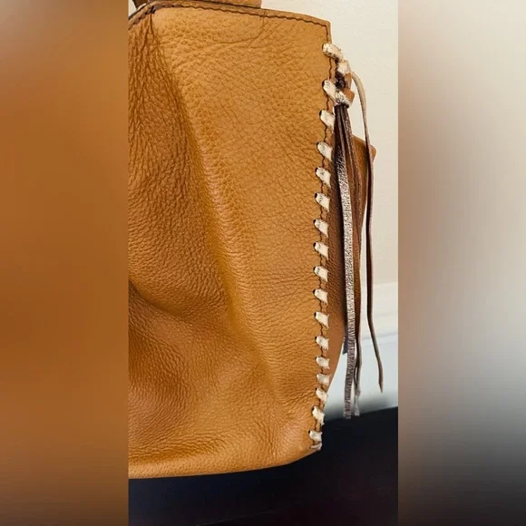 Gianni Chiarini Brown Gold Leather, with Tassels Soft And Supple Purse In EUC - Picture 8 of 15